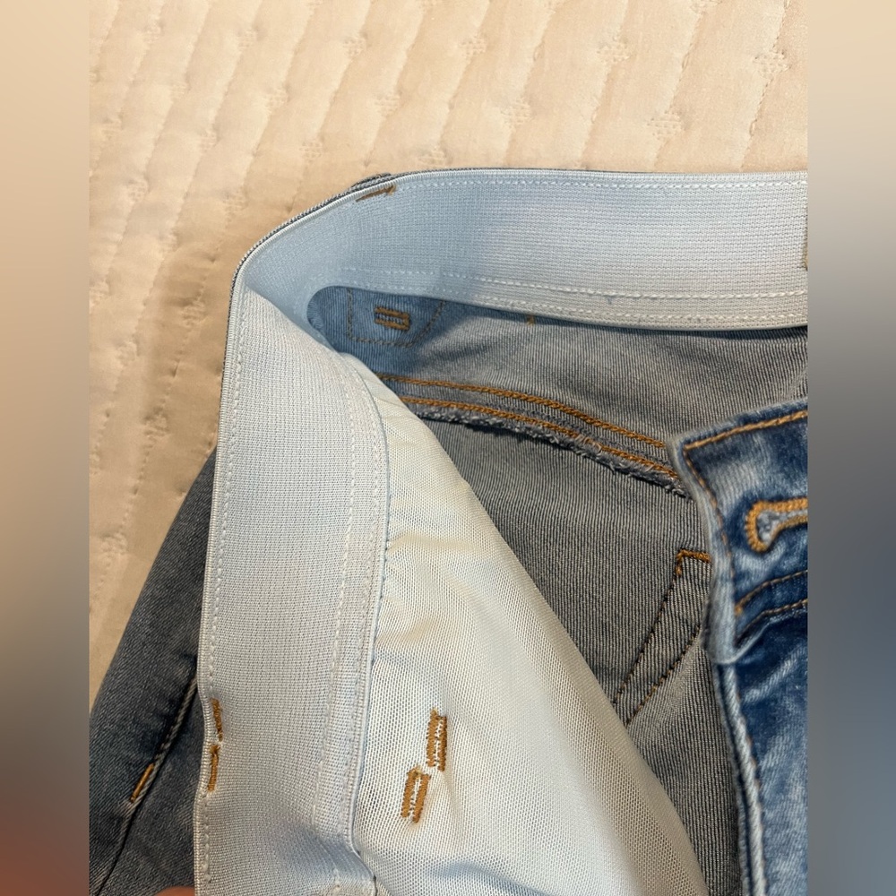 Democracy Flare “Ab” technology Flare Jeans - Picture 10 of 12